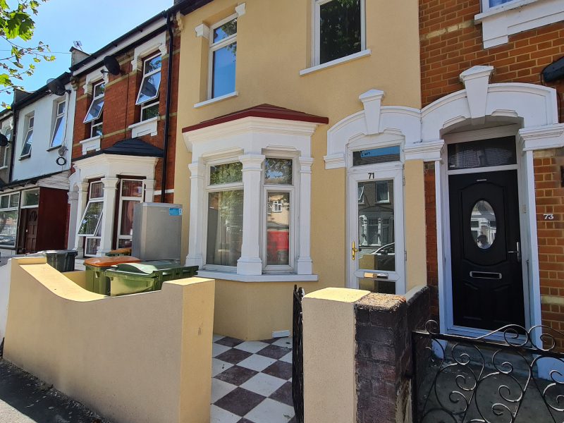 Available Room For Rent In East Ham, East London ideal flatmate