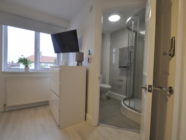 4 Tristram Road, Bromley BR1 5LX, UK