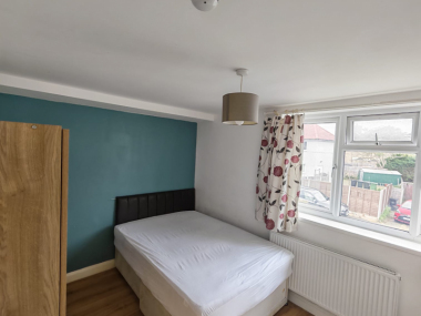 6 Tristram Road, Bromley, UK