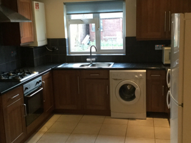 Carnarvon Rd, London E15 4JW, UK