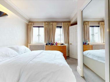 High Timber St, London EC4V 3PL, UK