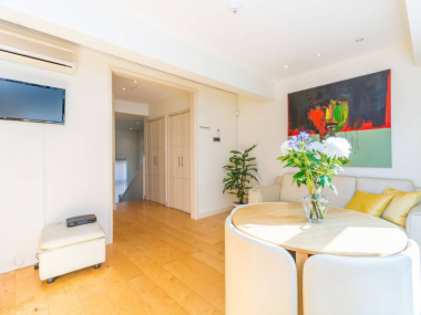 Pearce Manor, Chelmsford CM2 9XH, UK