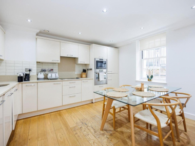 Huntley St, Bloomsbury, London WC1E 6AJ, UK