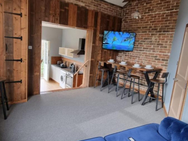 51 St John's Wood Rd, Ryde, Isle of Wight PO33 1HL, UK