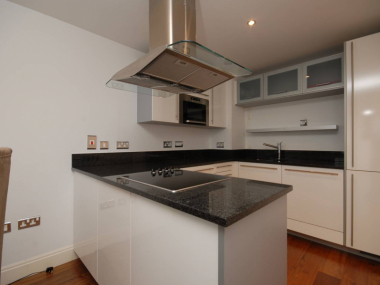 Crombey St, Swindon SN1 5QJ, UK