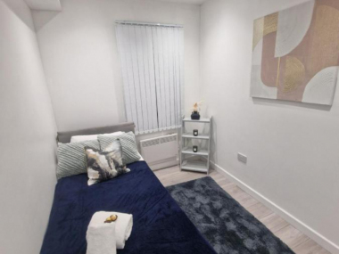 99a Balfour Road, Ilford, IG1 4HR, UK