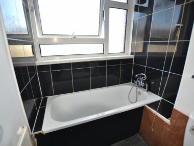 Kings Road, Brighton BN1 1NE, UK