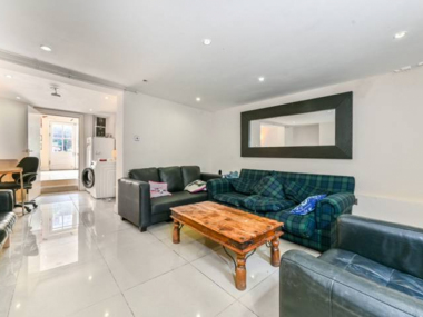 Bethnal Green, London E2 0SA, UK