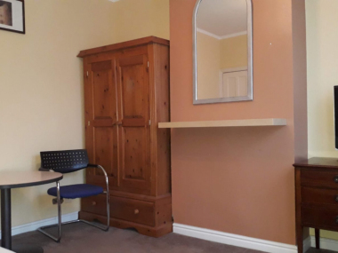 79 Fernbank Ave, Wembley HA0 2TT, UK