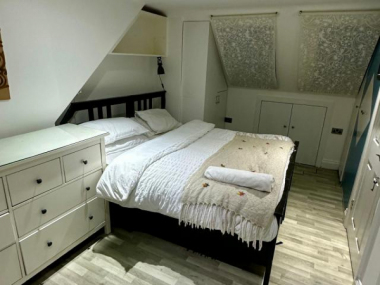 West Hendon, NW9 7HA