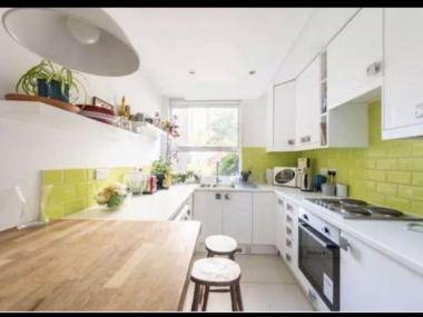 Meyrick Rd, London SW11 2NJ, UK