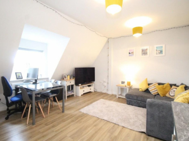 East St, Bingham, Nottingham NG13 8DR, UK