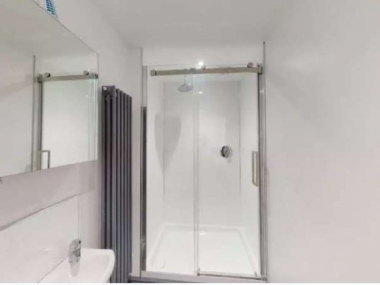 174 Queens Rd, Beeston, Nottingham NG9 2FF, UK