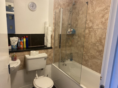 Hammersmith and Fulham, SW6 7HE, UK