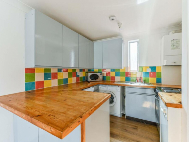 High Rd, Southampton SO16 2JE, UK