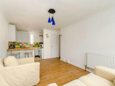 High Rd, Southampton SO16 2JE, UK