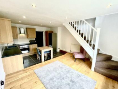 Lindoe Cl, Southampton SO15 2SN, UK