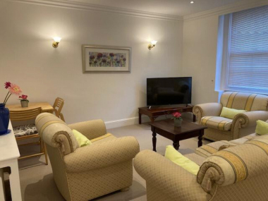 Glynrhondda St, Cardiff CF24 4AN, UK