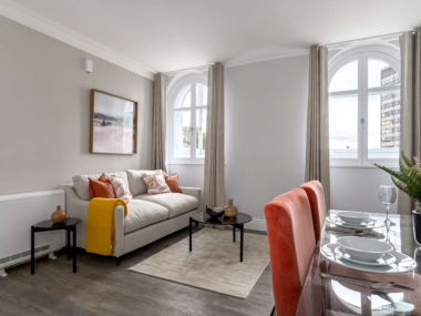 Clifton, Bristol, BS8 1RE, UK