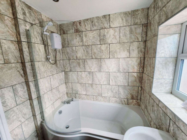 Barnsley, S72 7LS, UK