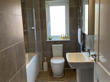 Hauxton, Cambridge, CB22 5FR, UK