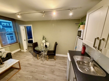 Lena Gardens, London W6 7PY, UK