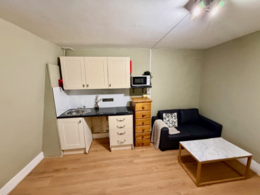 West Kensington, W14 8SN