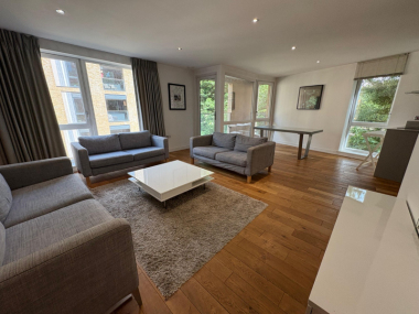 Wandsworth, SW18 1GT, UK