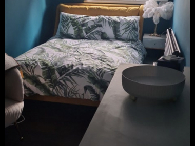 Wandsworth, SW11 5TY, UK