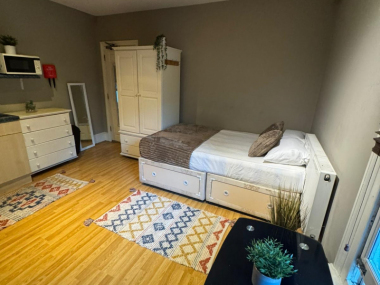 109 Bedford Hill, London, SW12 9HE, UK