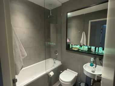 Fulham High St, London SW6 3JH, UK