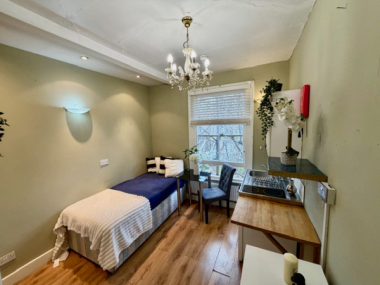 Hammersmith Grove, Hammersmith, London W6 7HB, UK