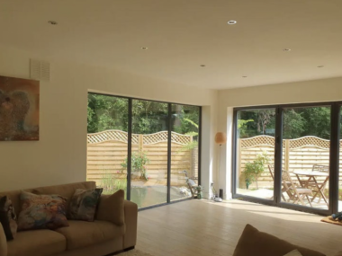 Reigate and Banstead, SM7 2HX, UK