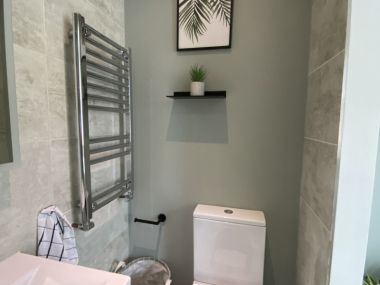 Childs Hill, NW2 1HR