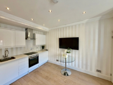 Stanwick Rd, West Kensington, London W14 8TL, UK