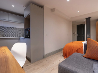 flat 9, 1a Rodney St, Liverpool L1 9ED, UK