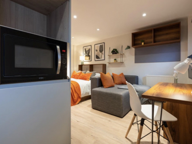 flat 9, 1a Rodney St, Liverpool L1 9ED, UK