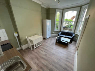 Malwood Rd, London SW12 8EN, UK