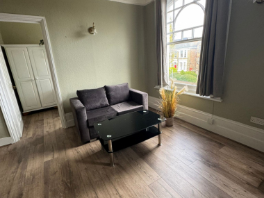 Wandsworth, SW12 9HJ, UK