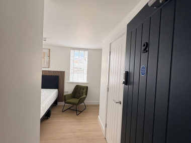 Nottingham, NG5 1AJ, UK