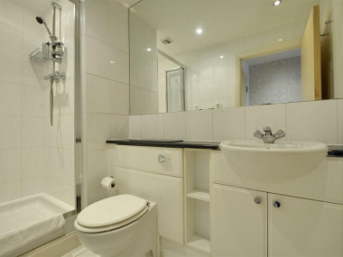 Great West Rd, Brentford TW8 9ES, UK