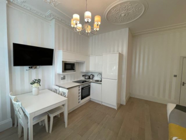 Stanwick Rd, West Kensington, London W14 8TL, UK