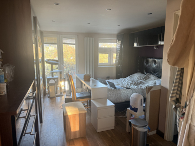 Taylors Green, London W3 7PE, UK