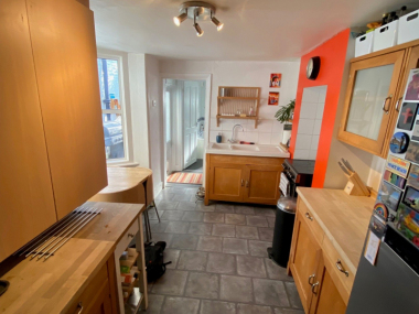 Peckham, SE15 2TD