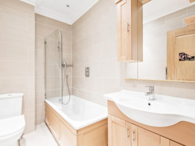 Loscoe Rd, Carrington, Nottingham NG5 2AY, UK