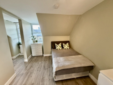 Glazbury Rd, Hammersmith, London W14 9AS, UK