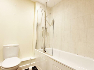 Wimblehurst Rd, Horsham RH12 2EA, UK
