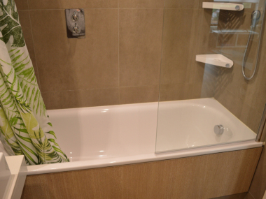 0GW, 10 Elvin Gardens, London, Wembley HA9 0GJ, UK