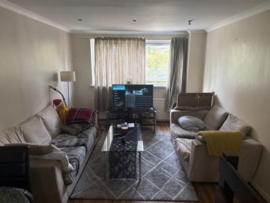 Capstan Square, Isle of Dogs, London E14 3EU, UK