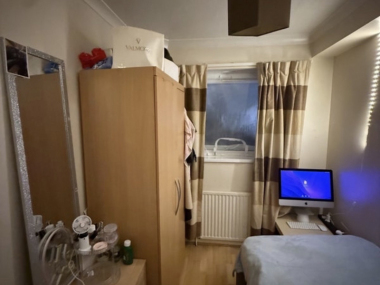 Capstan Square, Isle of Dogs, London E14 3EU, UK